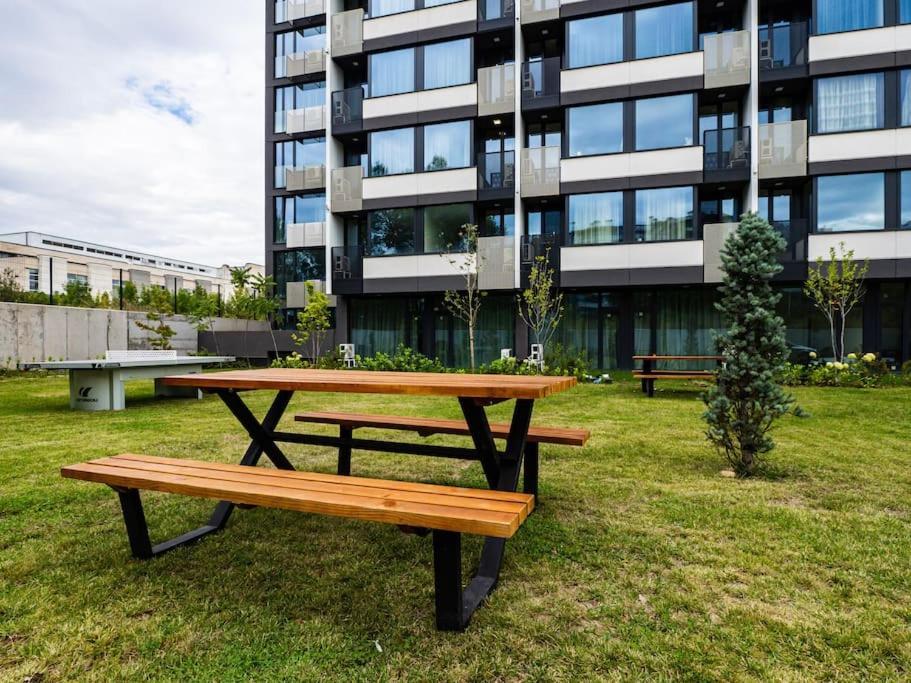 Mycampus 1 Bdrm, Stay 4, Free Parking, Garden, Self Check-In София Экстерьер фото